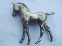 statue de cheval en métal  argenté