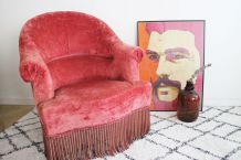 Fauteuil crapaud en velours bordeaux années 60