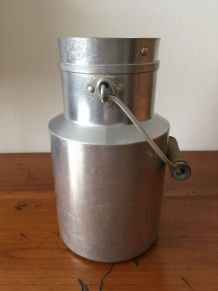 Pot à lait aluminium 1,5L années 50