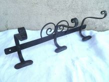 patère  ancienne  en fer  forgé, vintage