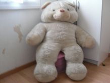 grande peluche nounours anneé 80 taille 1.m35