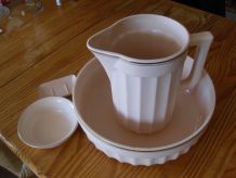 ensemble de toilette ancien