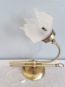 applique fleur en  verre et support métal doré