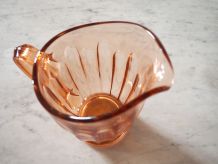 Pichet à eau en verre ambré Art Déco