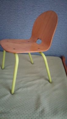 Chaise écolier (maternelle) contreplaqué moulé