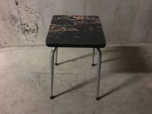 Tabouret en formica années 70