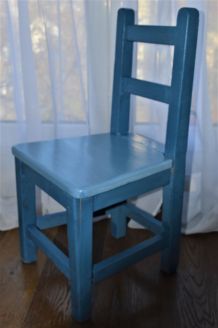 Chaise bois enfant vintage 