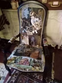 Voltaire revisité,entièrement recouvert de canevas vintage