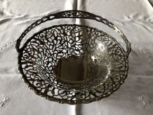 Corbeille à fruits en métal argenté ajouré 