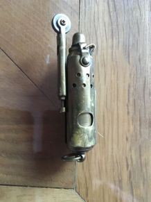 Ancien briquet tempête 