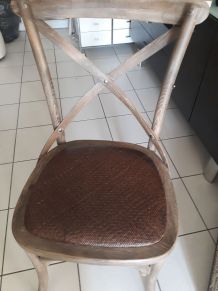 2 tres Belles chaises en chene 