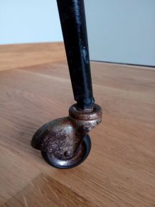 Desserte roulante en métal et formica