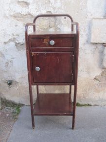 Chevet en tôle Tolix