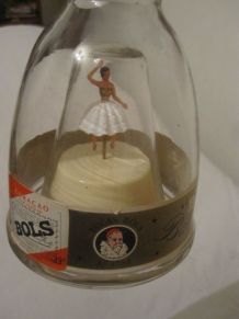 bouteille danseuse boite a musique
