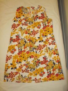 robe motif fleurs vintage