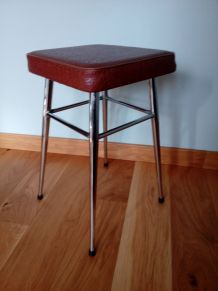  Tabouret carré en métal chromé
