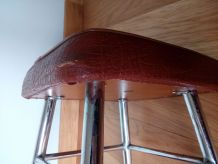  Tabouret carré en métal chromé