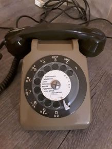 Téléphone à cadran vintage