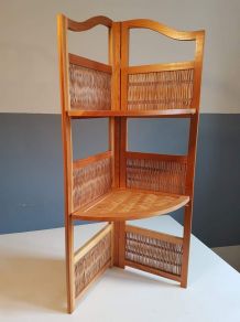 étagère d'angle bois et rotin vintage pliable des années 70