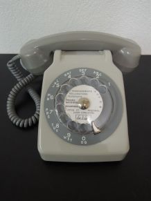 Téléphone à cadran