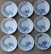 9 assiettes plates "bleuets"