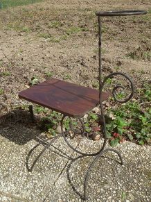 porte plante  ancien  en fer  forgé