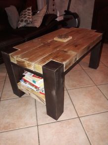 Table basse style industriel