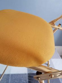 2 chaises vintage Eyrel couleur moutarde 