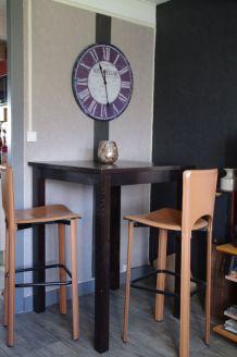 table haute avec chaises