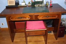 Chambre  (lit, chevet,bureau,armoire,bibliothèque)