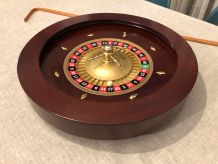 Roulette en acajou et son tapis