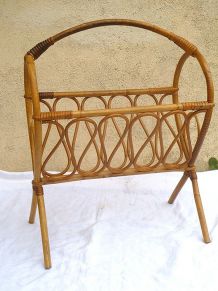 porte revue  en osier , vintage