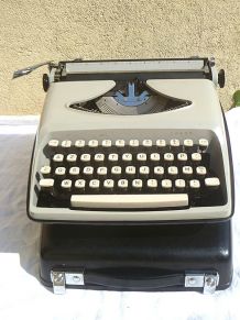 machine a écrire Remington envoy