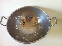 Passoire ancienne Tournus 