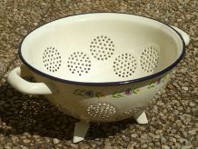 passoire tripode en acier émaillé, vintage