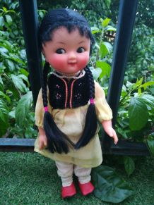 Poupée chinoise vintage