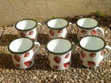 lot de 6 tasses en tole émaillée ,vintage