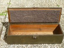 boite  en  bois   ancienne ,  vintage
