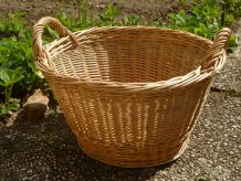 panier  en  osier  ancien , vintage