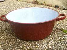 bassine en  acier  émaillé , vintage