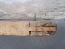 Ancienne porte de ferme en pin