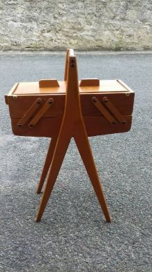 Petite travailleuse vintage 