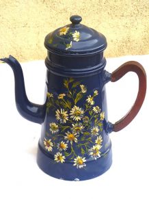 cafeière  ancienne en aluminium peint , vintage