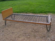 lit vintage années 50  Hitier