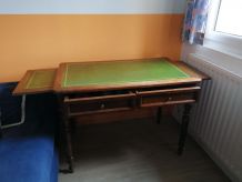 Table / Bureau