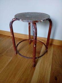 Tabouret d'école ou d'atelier en métal et bois