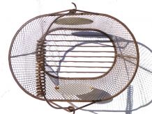panier  en metal grillagé