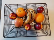 panières en fil de fer noire vintage