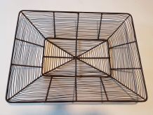 panières en fil de fer noire vintage