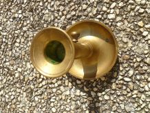 bougeoir  a poussoir  en laiton , vintage